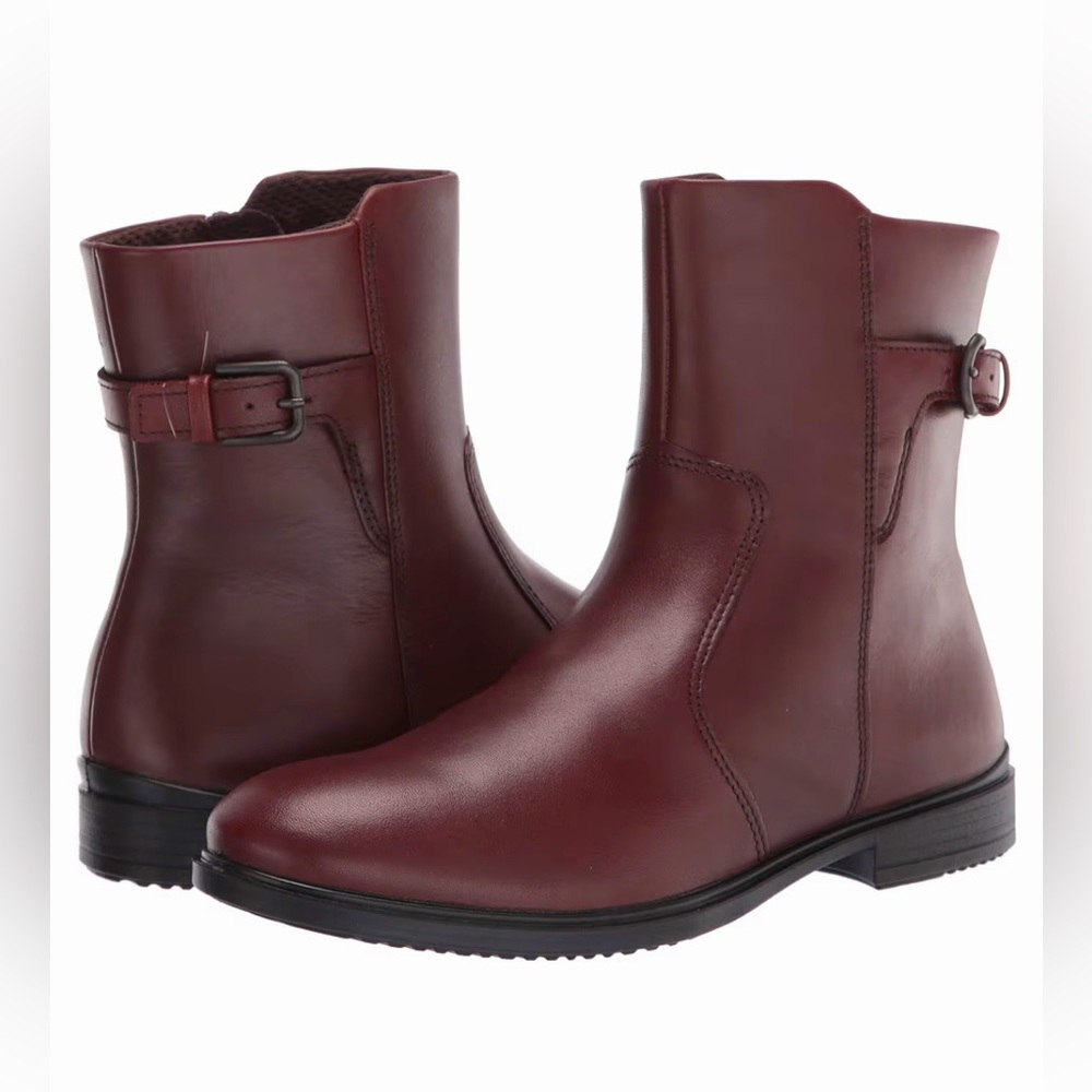 ECCO Women's Touch 15 Buckle Boot Hydromax Fashion